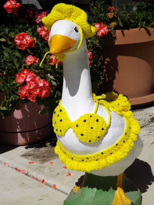 Whimsical Goose Outfits: Festive Sweaters & Fun Apparel for 19"-29" Porch Statues